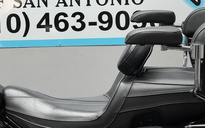 2021 Indian Motorcycle® Roadmaster® Limited Thunder Black Azure Crystal