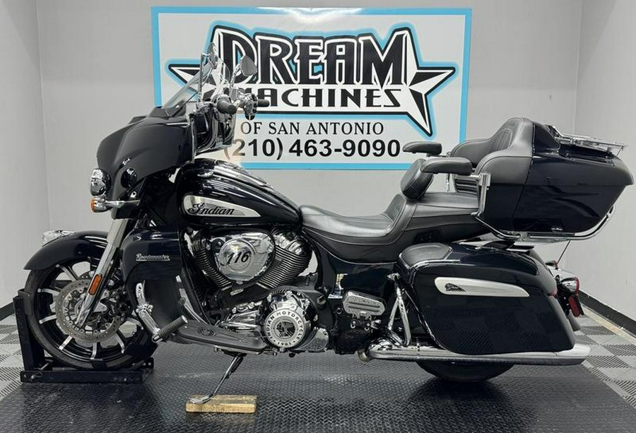 2021 Indian Motorcycle® Roadmaster® Limited Thunder Black Azure Crystal