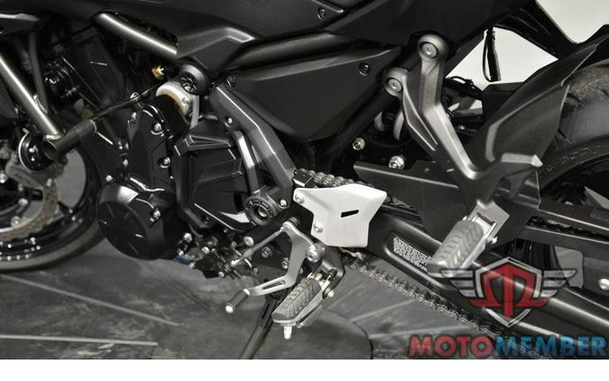 2020 Kawasaki Z650 Metallic Black/Metallic Flat Spark Black