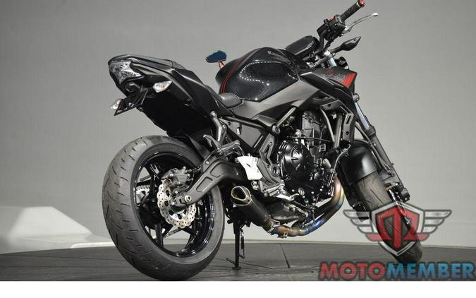 2020 Kawasaki Z650 Metallic Black/Metallic Flat Spark Black