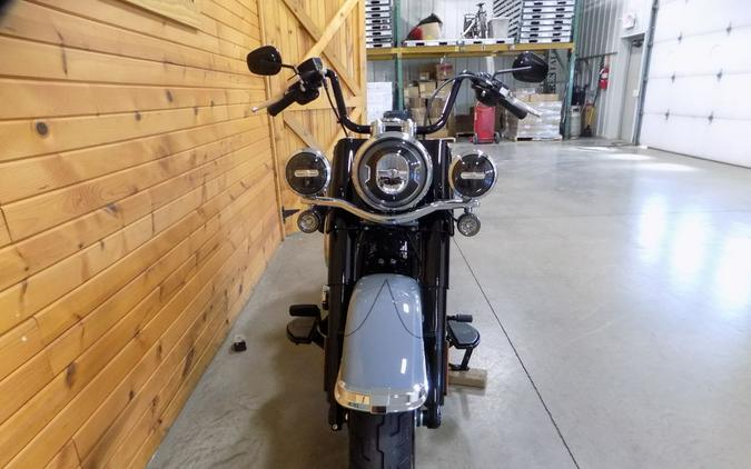 2026 Harley-Davidson® FLHC - Heritage Classic