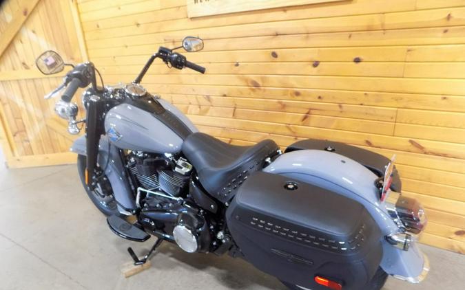 2026 Harley-Davidson® FLHC - Heritage Classic