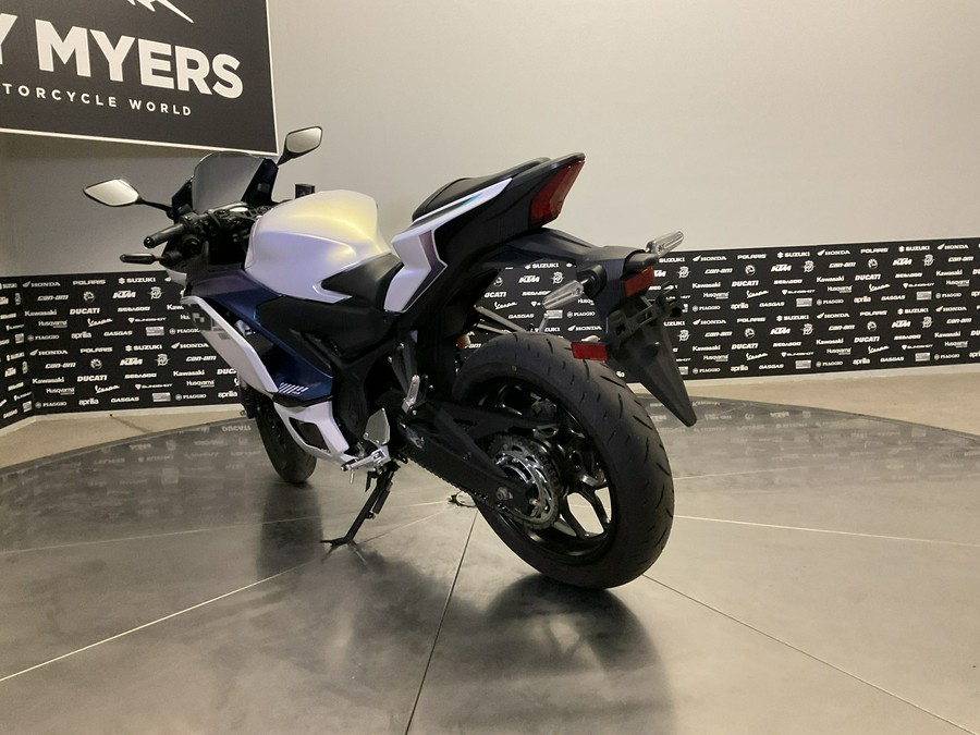 2025 YAMAHA YZF-R3 - 15974U