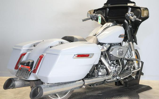 2026 Harley-Davidson Street Glide FLHX