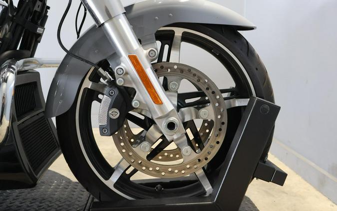 2026 Harley-Davidson Street Glide FLHX