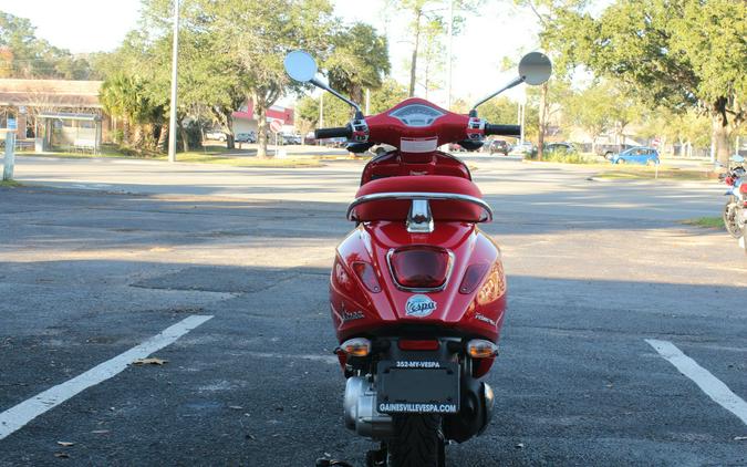 2023 Vespa Primavera 50 Red