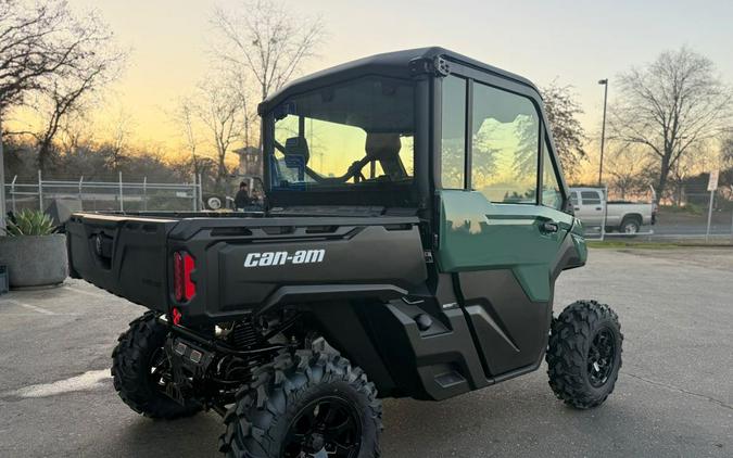 2026 Can-Am Defender HD10 DPS Cab
