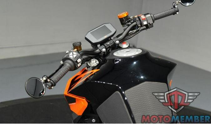 2019 KTM 1290 Super Duke R