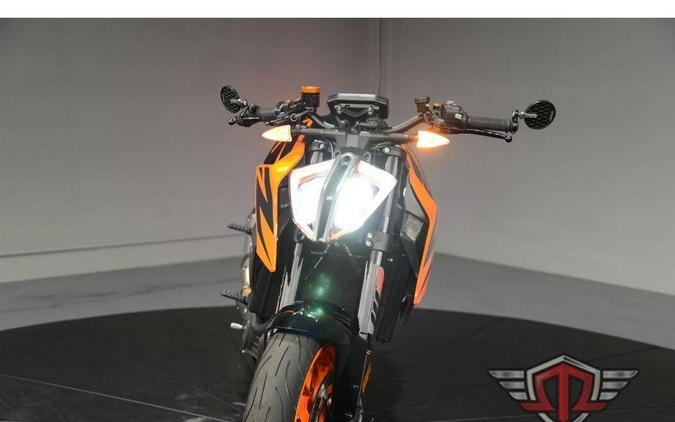 2019 KTM 1290 Super Duke R