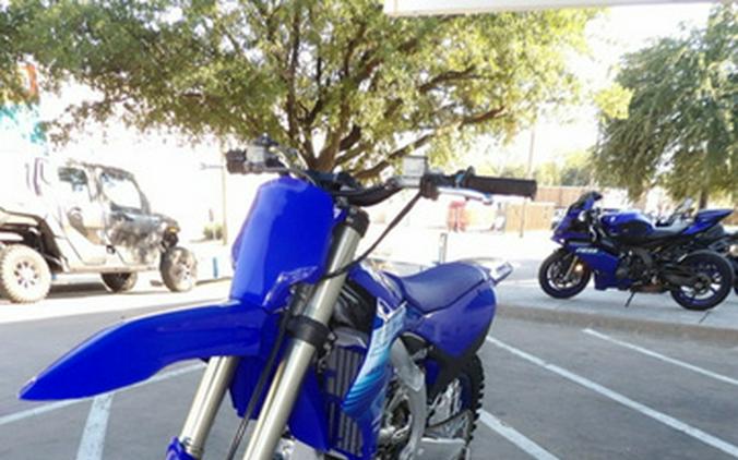 2027 Yamaha YZ450FVL