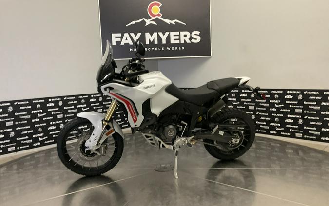 2027 DUCATI DESERT X 896 - 3240D