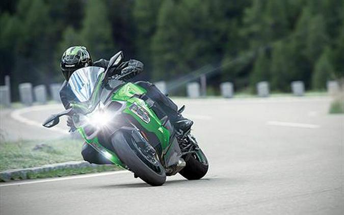 2021 Kawasaki Ninja H2 SX SE+