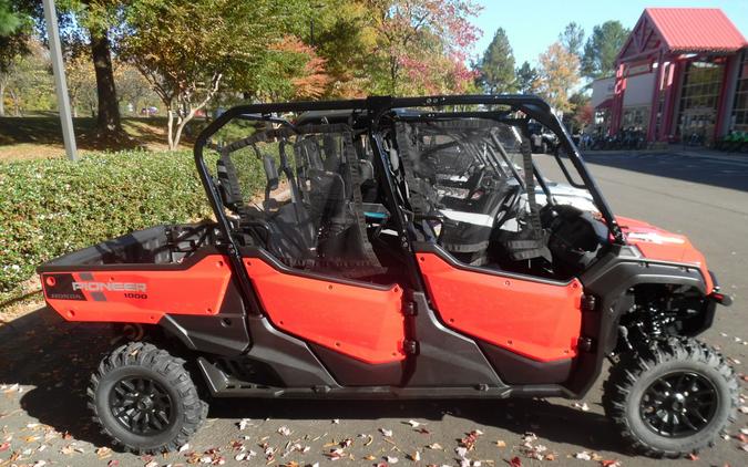 2023 Honda Pioneer 1000-6 Deluxe Crew