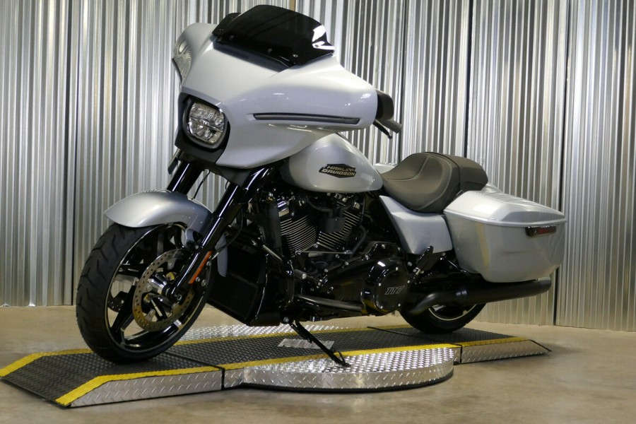 2024 Harley-Davidson Street Glide