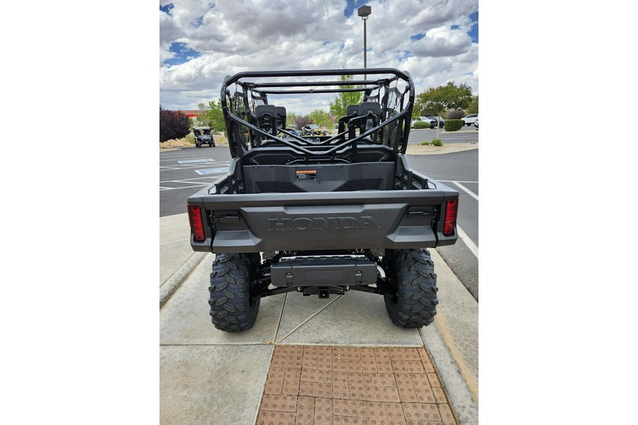 2025 Honda Pioneer 1000-6 Crew Deluxe