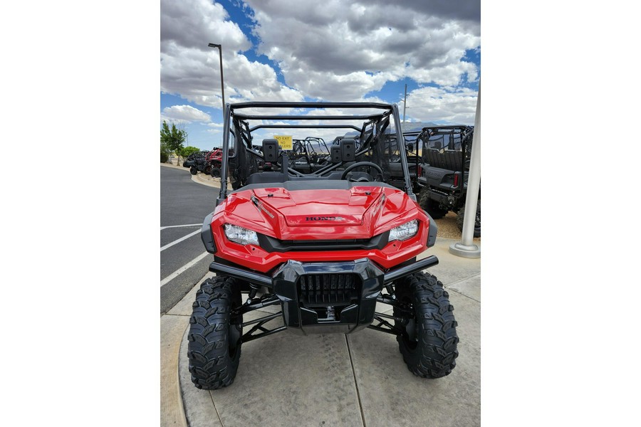 2025 Honda Pioneer 1000-6 Crew Deluxe