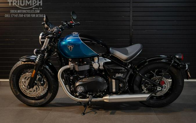 2026 Triumph Bonneville Bobber Interstellar Blue