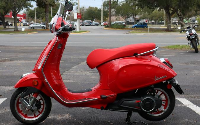 2023 Vespa Elettrica Red 70