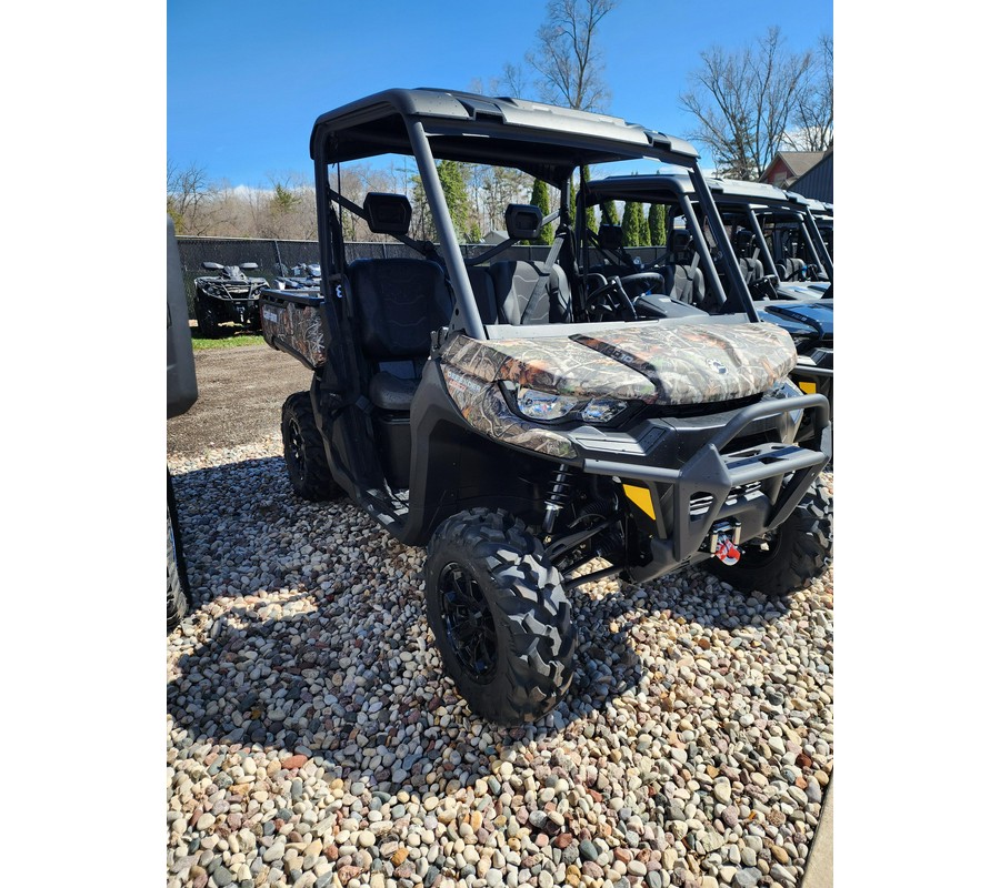 2024 Can-Am™ Defender XT HD10