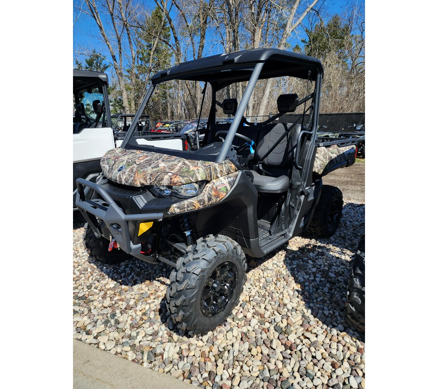 2024 Can-Am™ Defender XT HD10