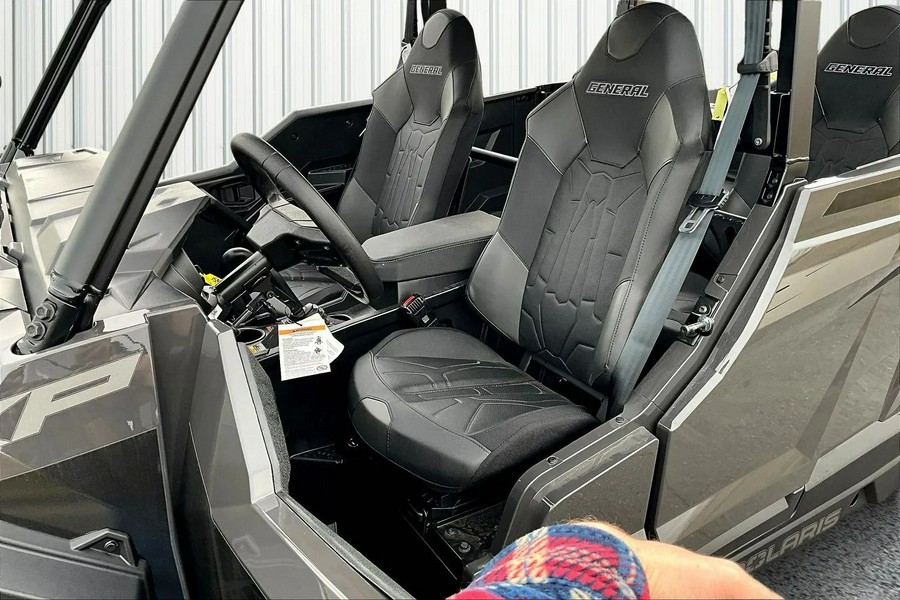 2025 Polaris GENERAL XP 4 1000 ULTIMATE - GRANITE GRAY Ultimate