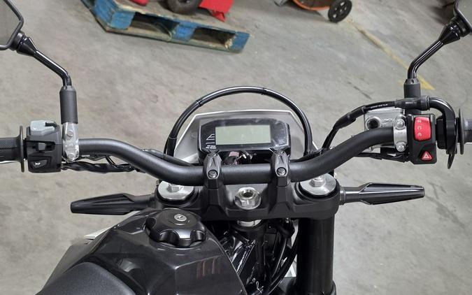 2025 Suzuki DR-Z 400SM