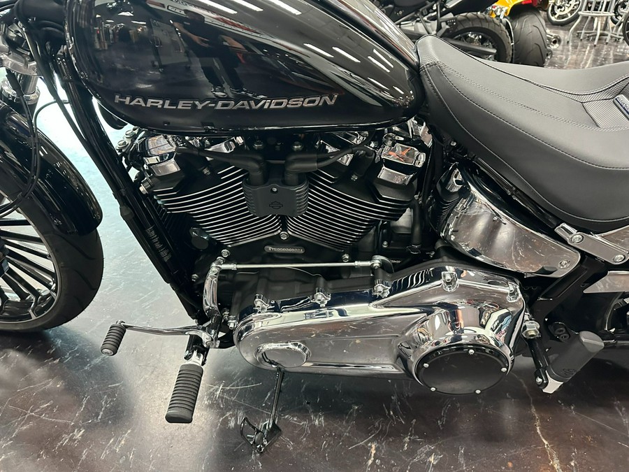 2025 Harley-Davidson Breakout®