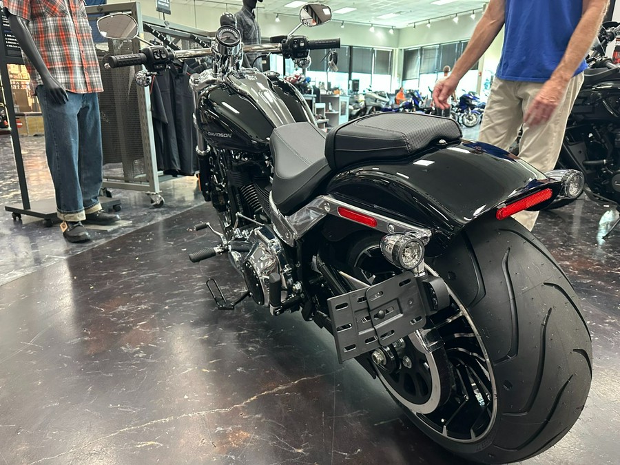 2025 Harley-Davidson Breakout®