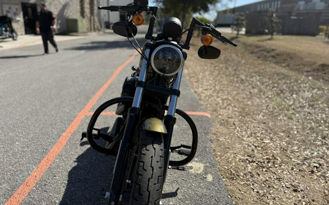 2017 Harley-Davidson® Iron 883™ XL 883N