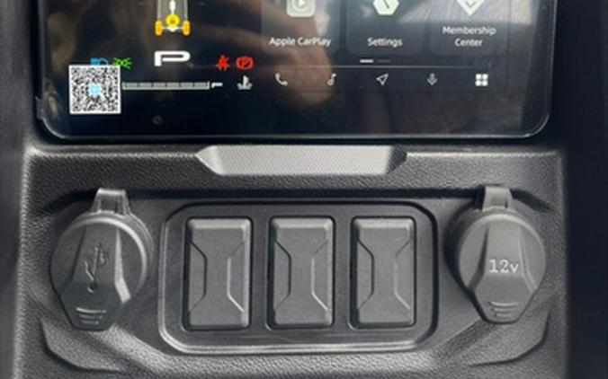 2025 CFMOTO UFORCE U10 Pro