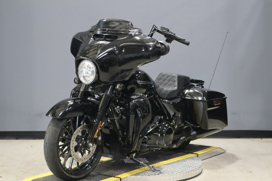 2018 Harley-Davidson Street Glide Special