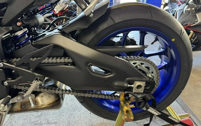 2026 Yamaha YZF-R1