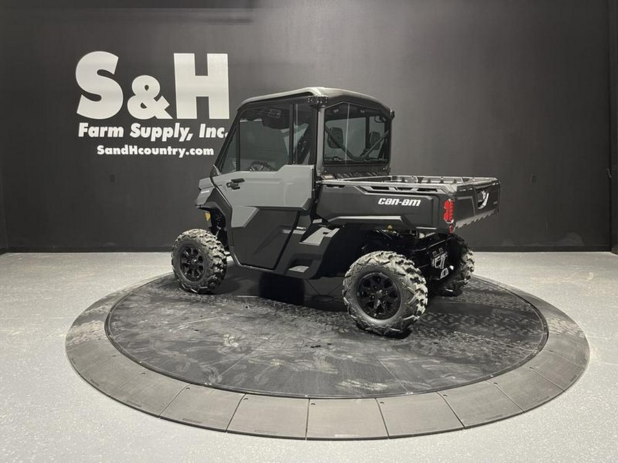 2027 Can-Am® Defender DPS CAB HD9 Dolomite Grey