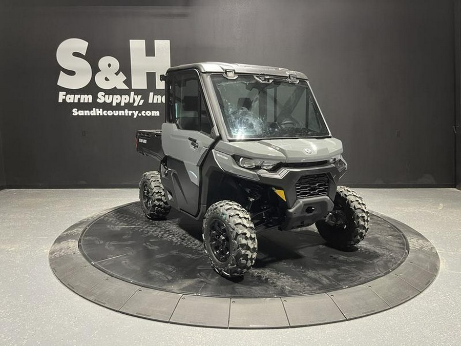 2027 Can-Am® Defender DPS CAB HD9 Dolomite Grey