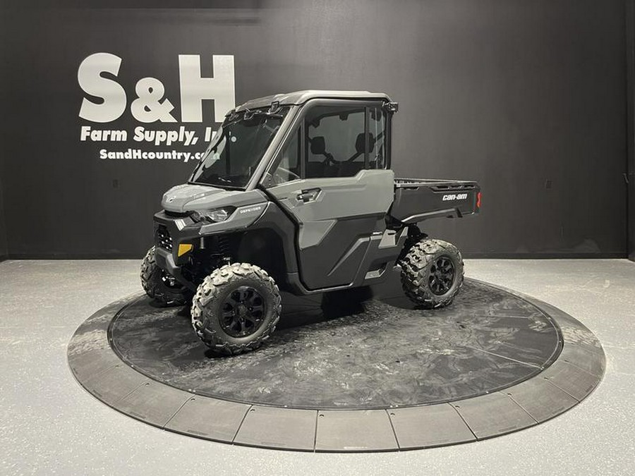 2027 Can-Am® Defender DPS CAB HD9 Dolomite Grey
