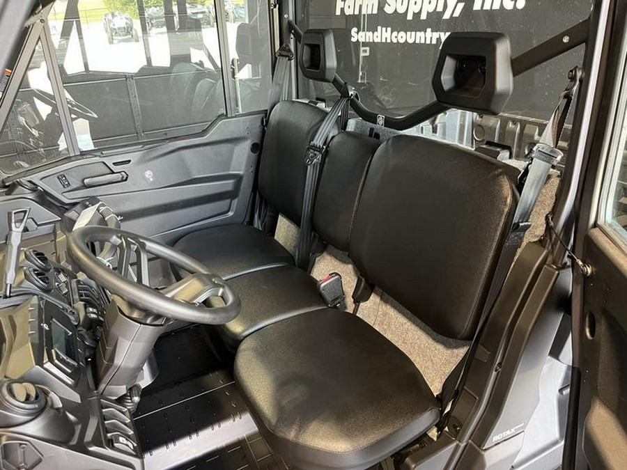 2027 Can-Am® Defender DPS CAB HD9 Dolomite Grey