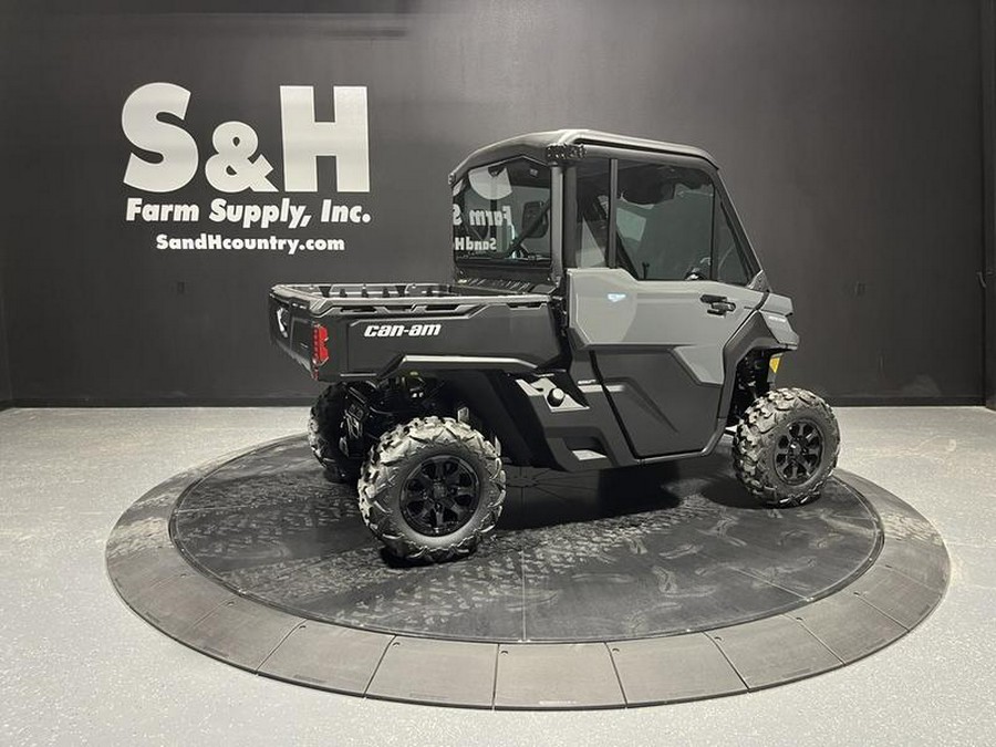 2027 Can-Am® Defender DPS CAB HD9 Dolomite Grey