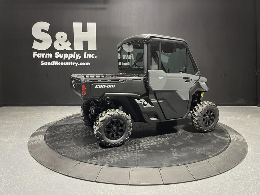 2027 Can-Am® Defender DPS CAB HD9 Dolomite Grey