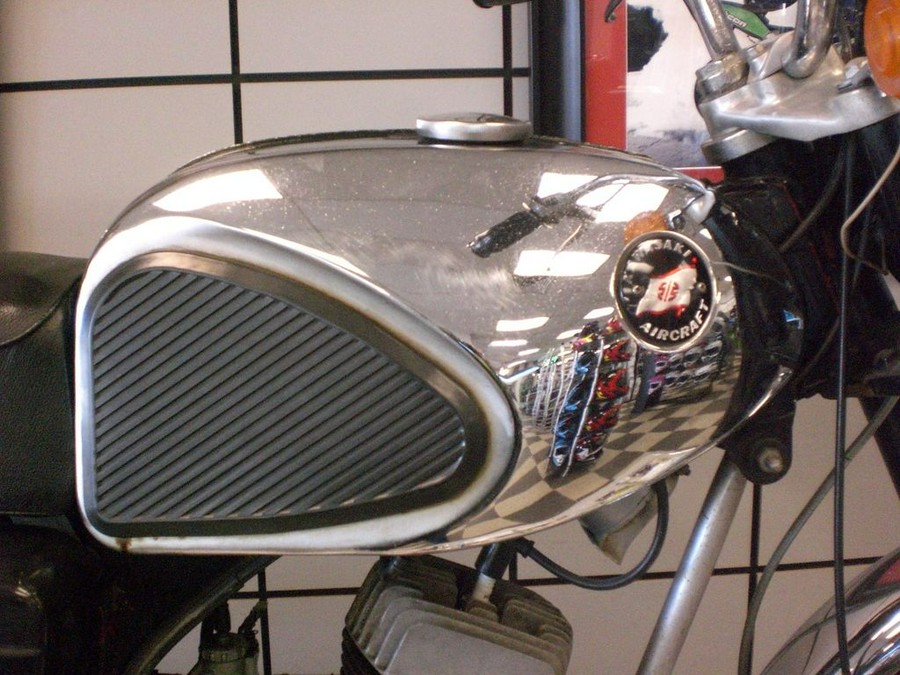 1966 Kawasaki B8T
