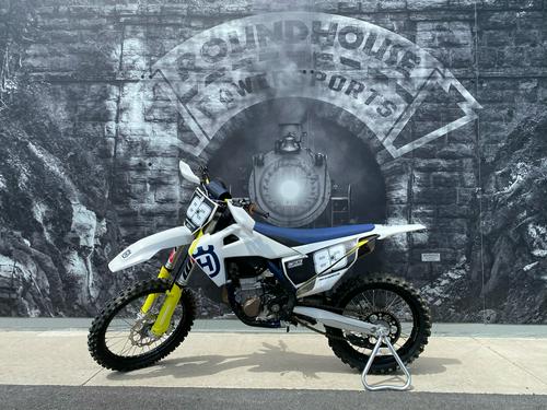 2019 Husqvarna FC 450 Rockstar Edition Review (11 Fast Facts)