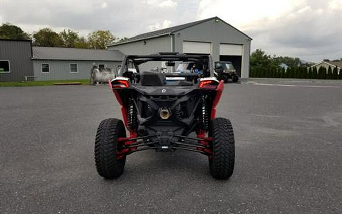 2024 Can-Am Maverick X3 X RC Turbo RR 64