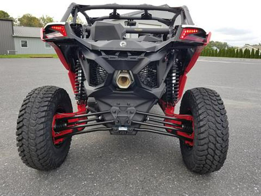 2024 Can-Am Maverick X3 X RC Turbo RR 64