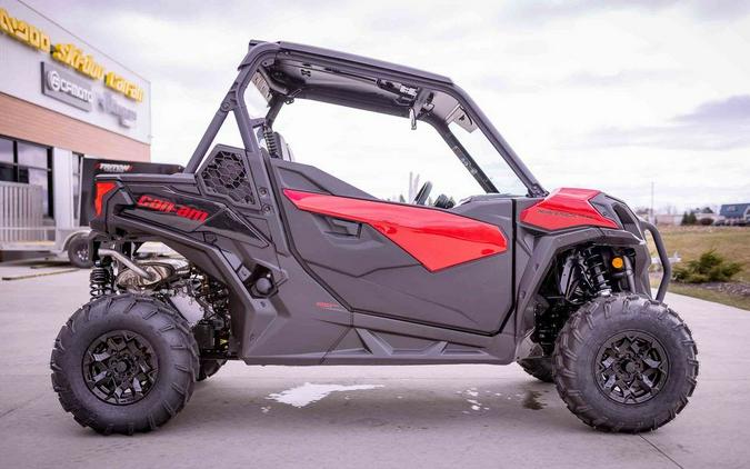 2024 Can-Am® Maverick Trail DPS 1000