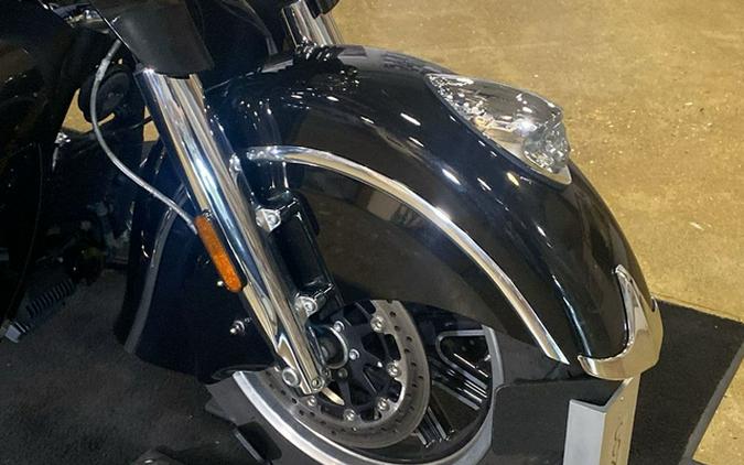 2023 Indian Roadmaster Black Metallic