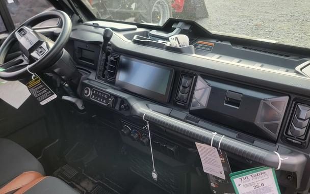 2026 Can-Am® Defender MAX LONE STAR CAB HD11