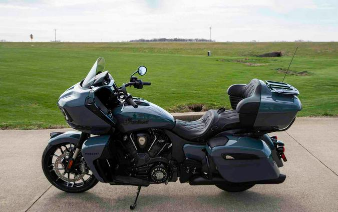 2024 Indian Motorcycle Pursuit® Dark Horse® with PowerBand Audio Package