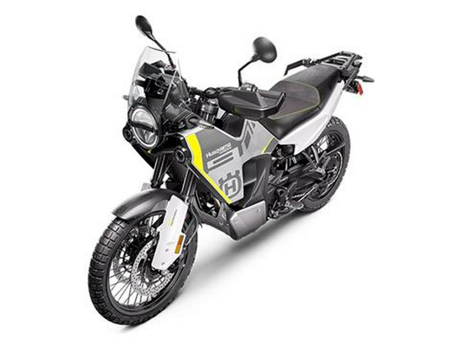 2025 Husqvarna Norden 901
