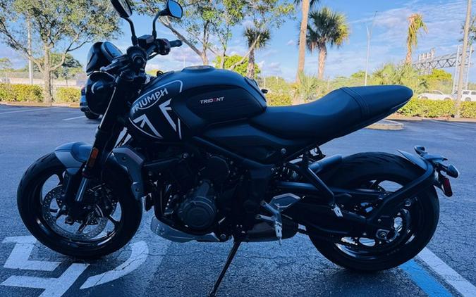 2022 Triumph Trident 660 Matt Jet Black And Silver Ice