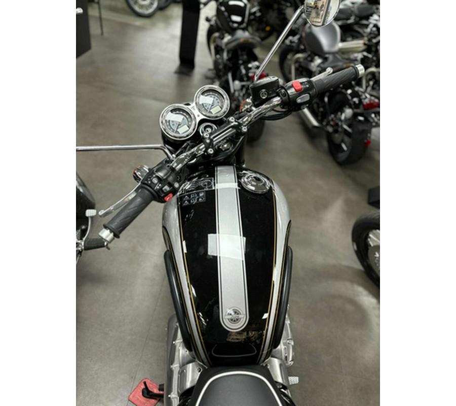 2025 Triumph Bonneville T120 (ICON)