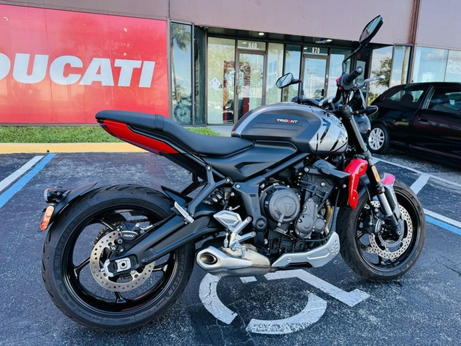 2022 Triumph Trident 660 Silver Ice Diablo Red